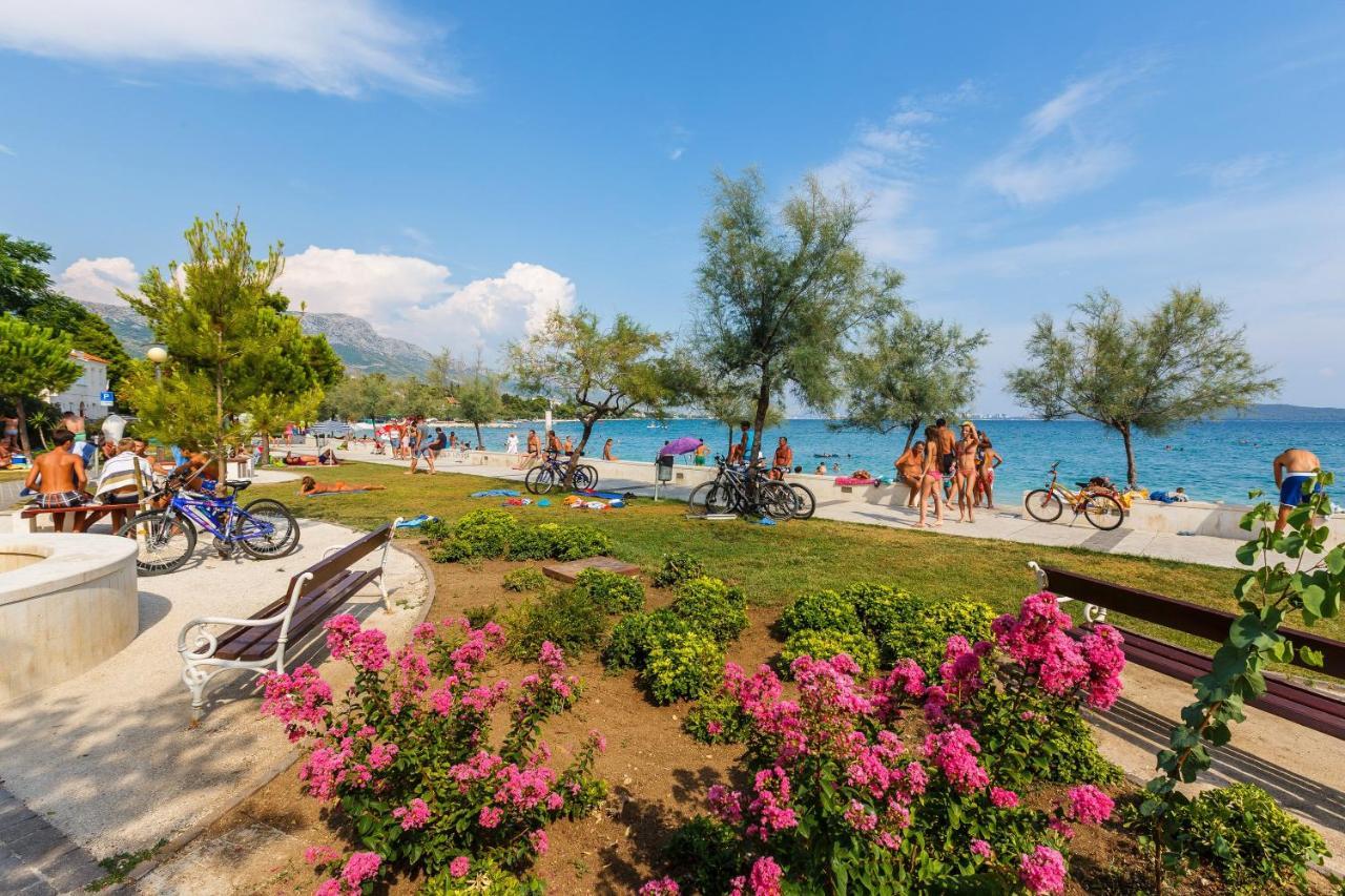 Apartments By The Sea Kastel Stari, Kastela - 6059 Esterno foto