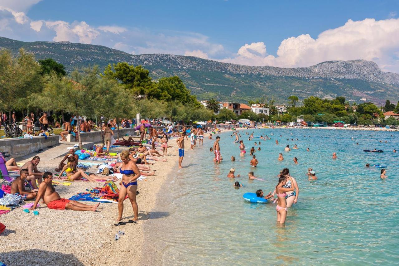 Apartments By The Sea Kastel Stari, Kastela - 6059 Esterno foto